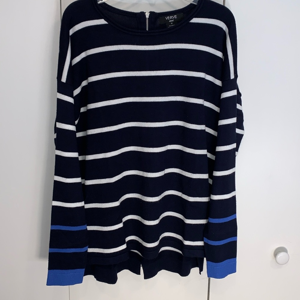 Verve Women’s sweater